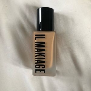 Il Makiage Foundation